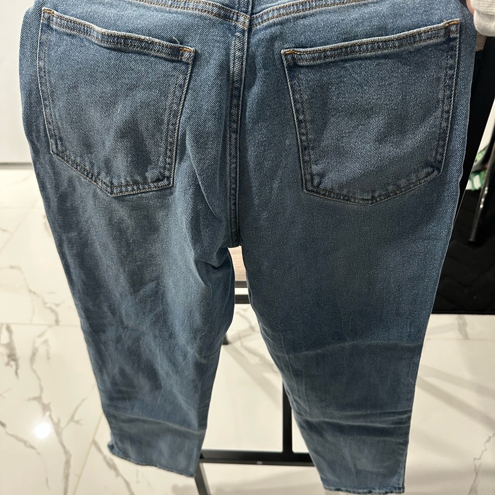 A&F Jean: The Ankle Straight Ultra High Rise